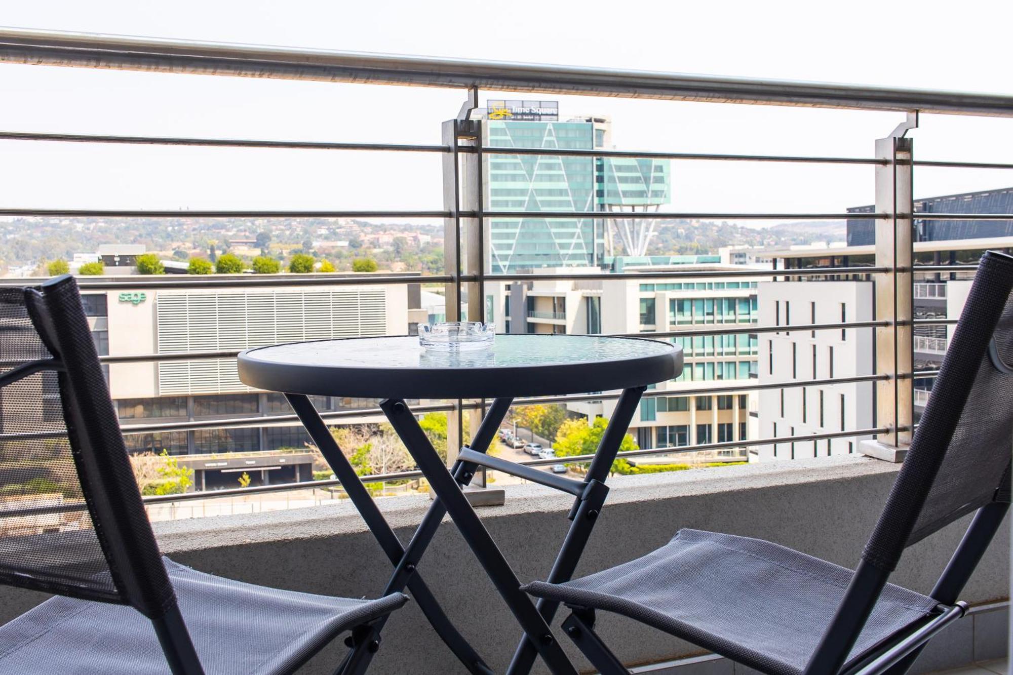 Menlyn Apartment Pretoria-Noord Esterno foto